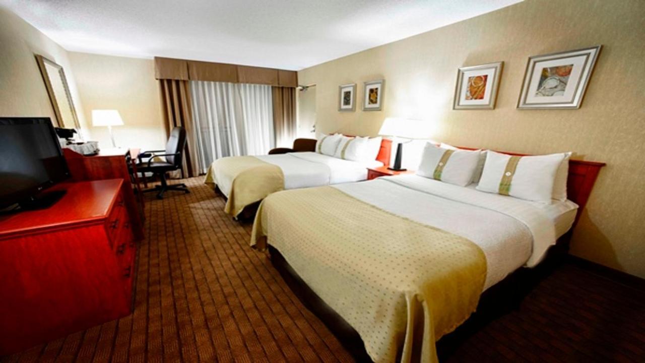 Holiday Inn Guelph Hotel & Conference Centre, An Ihg Hotel Bagian luar foto