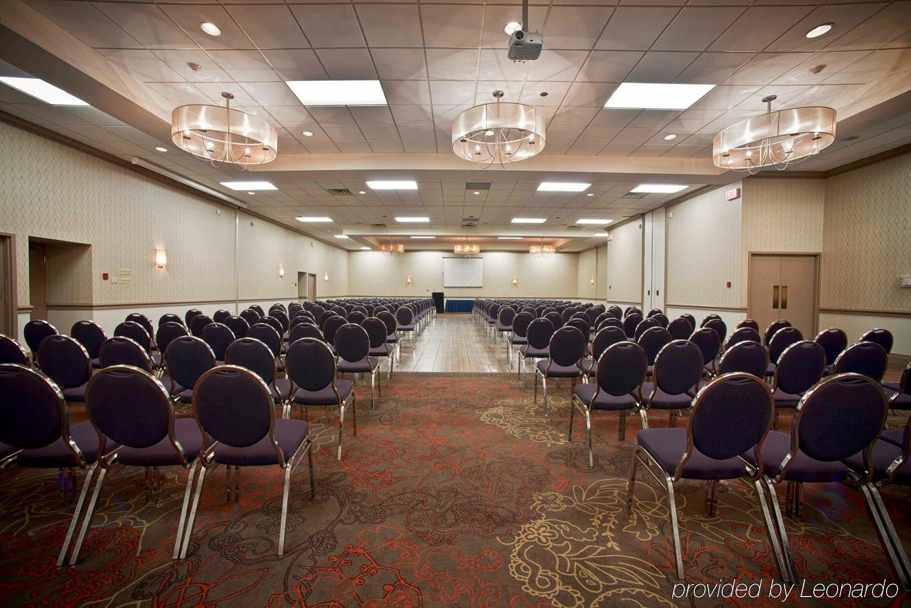Holiday Inn Guelph Hotel & Conference Centre, An Ihg Hotel Bagian luar foto