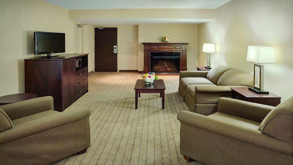 Holiday Inn Guelph Hotel & Conference Centre, An Ihg Hotel Bagian luar foto