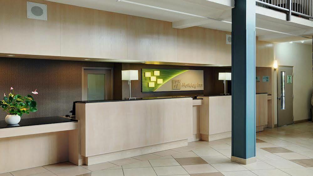 Holiday Inn Guelph Hotel & Conference Centre, An Ihg Hotel Bagian luar foto